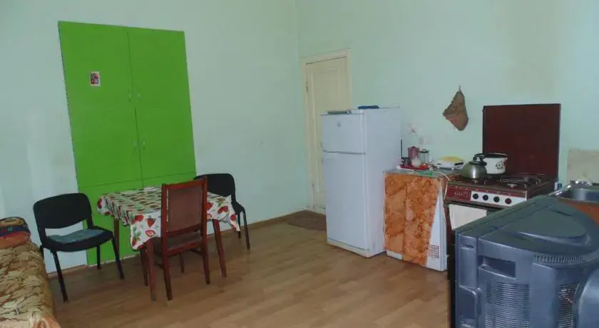 Тбилиси: 3 Room Home city center
