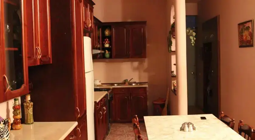 Кутаиси: Sunrise Guest House