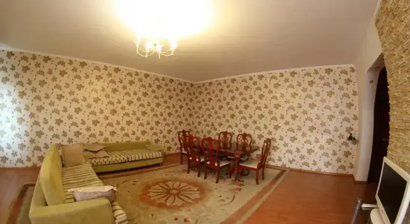 Алматы: AKV Appartments at Shevchenko 2