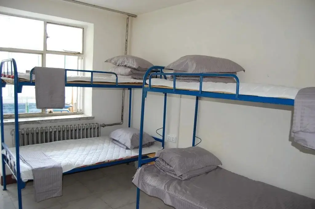 Aerding Wenzhao Youth Hostel — фото 1