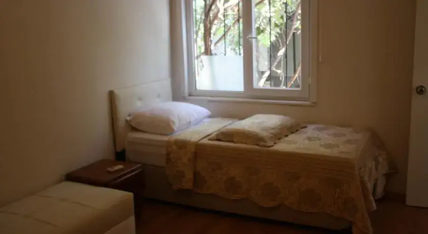 Стамбул: Coskun House Garden