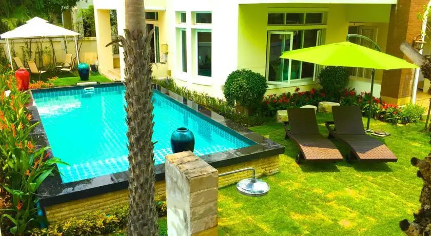 Luxury Pool Villa — фото 1