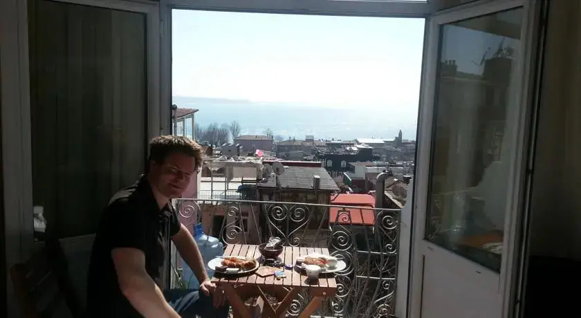 Стамбул: Rota 2nd Floor guesthouse