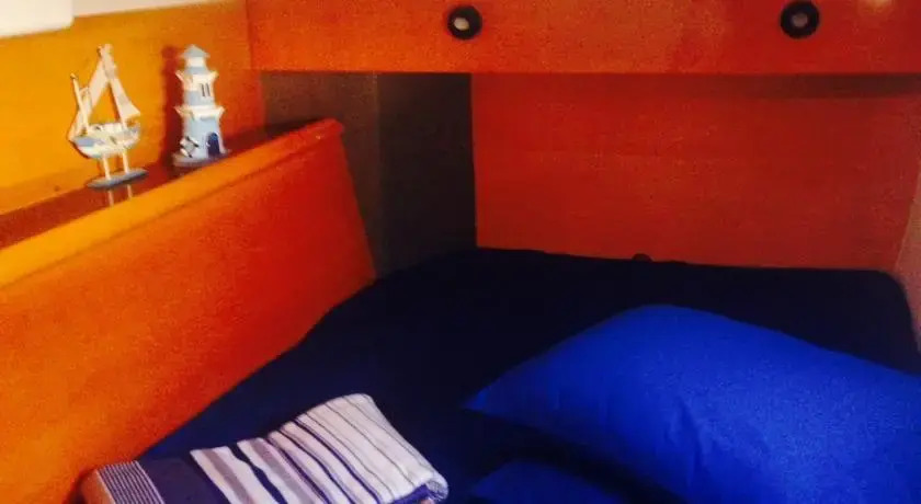 Пхукет: Yacht Charter Mariell Cat