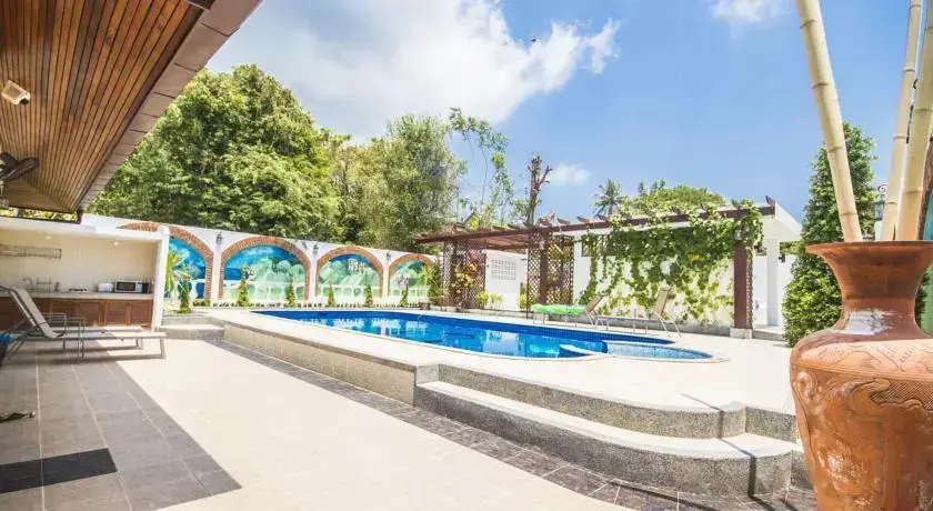 Baan Terry 4 Bedrooms — фото 1