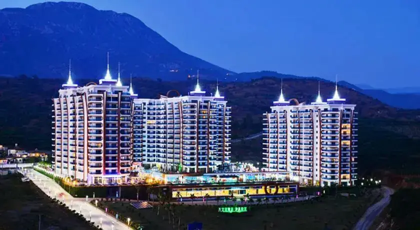 Аланья: Azura Park
