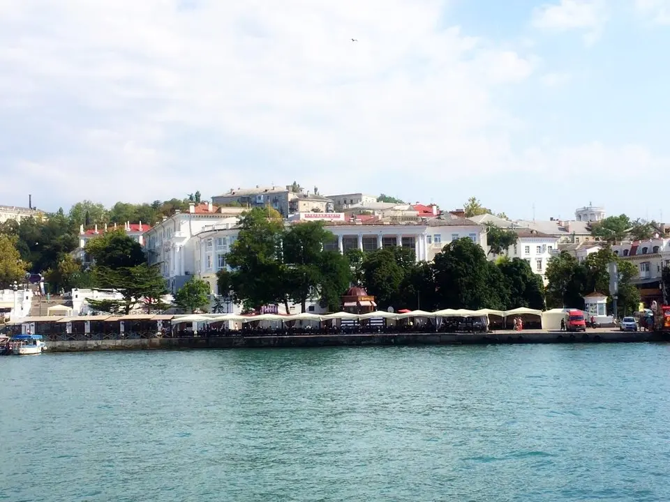 Севастополь: Апартаменты в Центре города