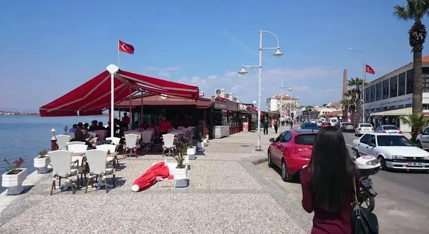Айвалык: Mavi Beyaz Konuk Evi
