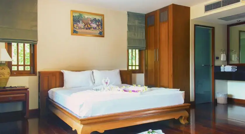 Тхаланг: Sino-Portuguese Private Villa