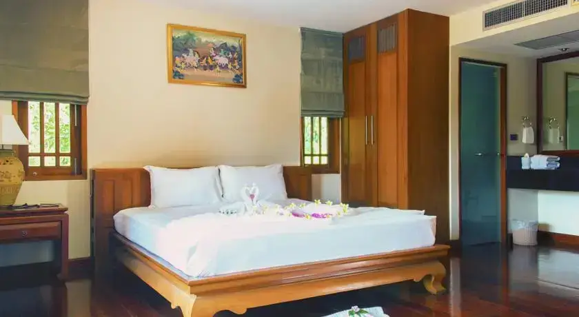 Тхаланг: Sino-Portuguese Private Villa