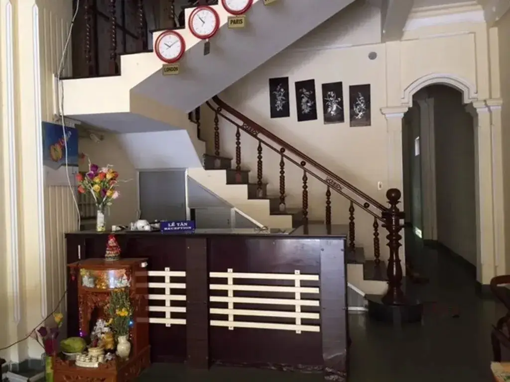 Хюэ: Hoa Binh Hotel Hue