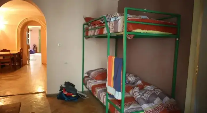 Тбилиси: Pomegranate Hostel