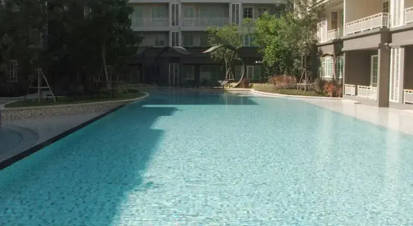 Хуахин: Pool Access at Autumn Hua Hin Resort