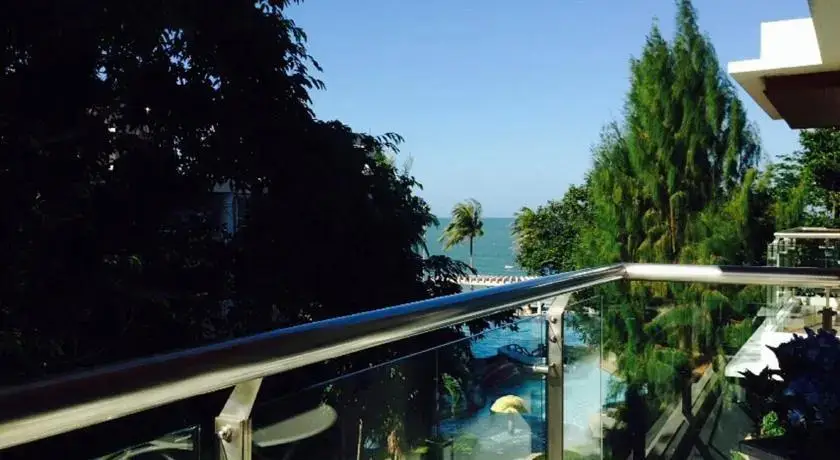 Хуахин: Baan Hua Hin Luxury Condo By The Ocean