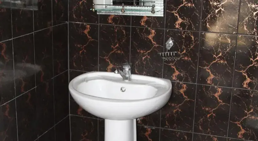 Уреки: Ureki Plaza