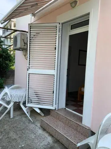 Тиват: GuestHouse Marina
