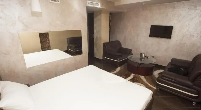 XY Hotel — фото 1