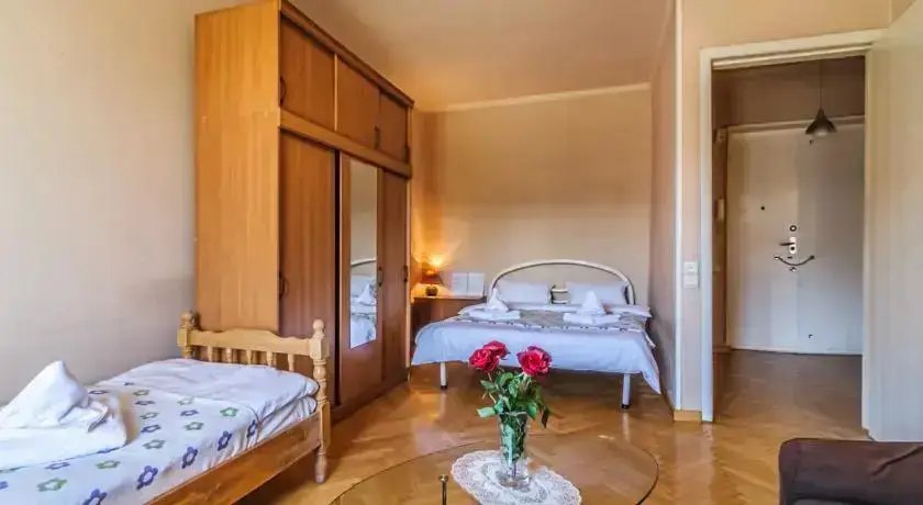 Hotel Dayroom Uznadze St.#2 — фото 1