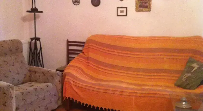 Тбилиси: Sweet Old Tbilisi Home on Tsurtsumia