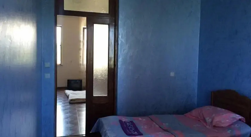 Батуми: Home Batumi