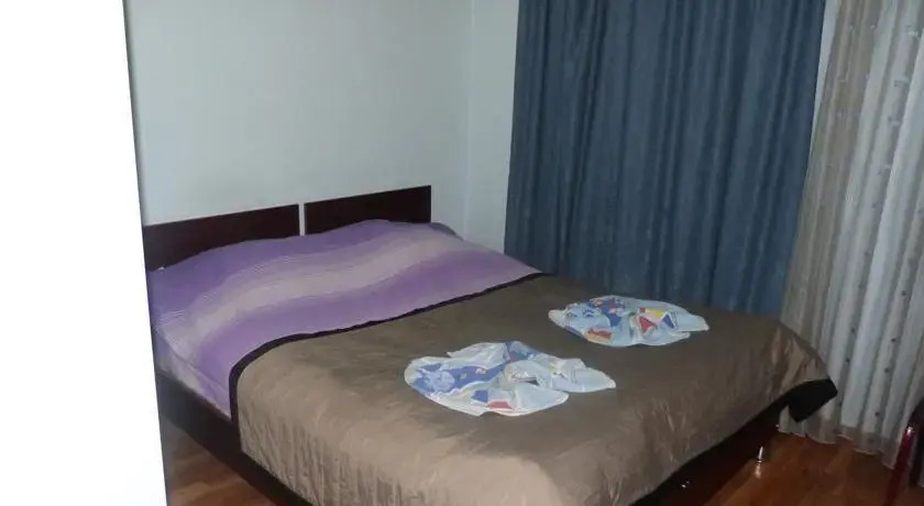 Батуми: Guest House Lux
