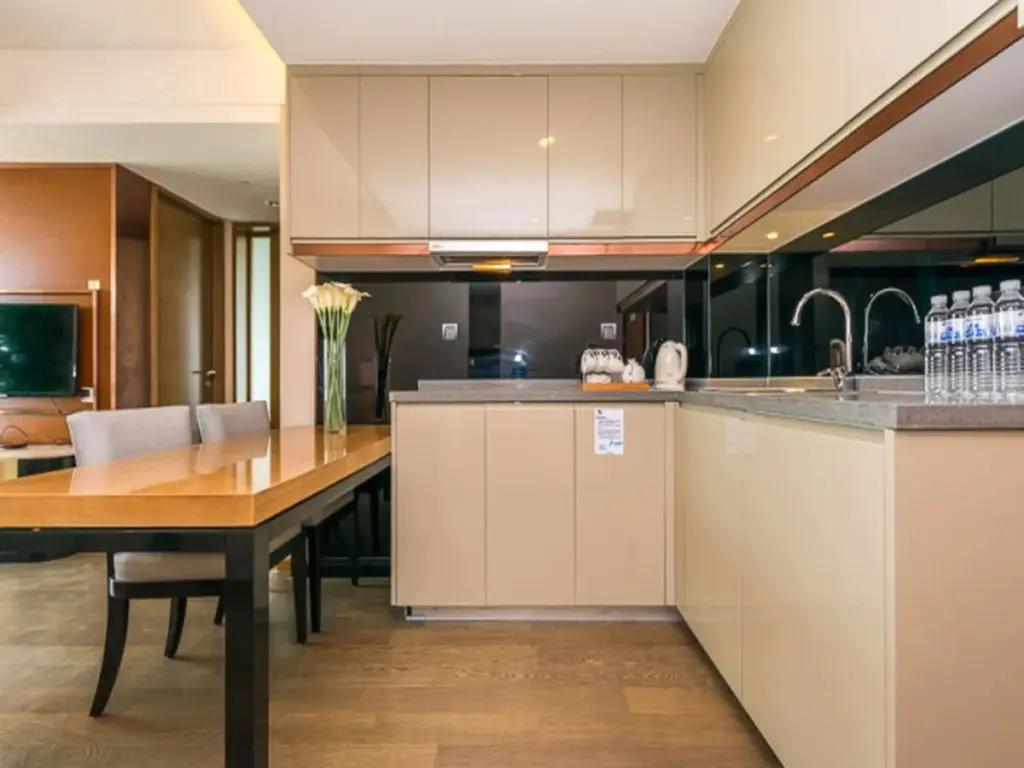 Циндао: Qingdao Yujia Apartment