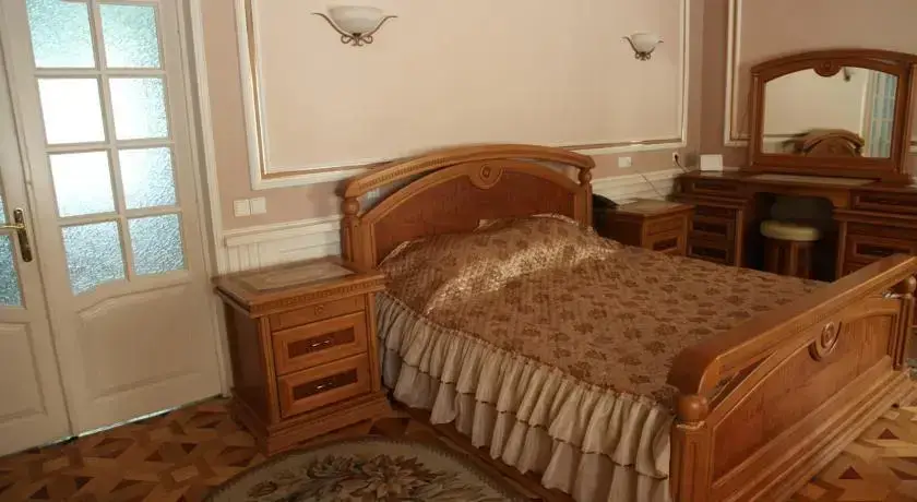 Околица: Complex Dinamo