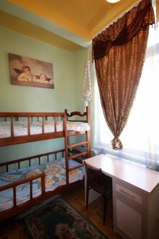 Ереван: Cosy newly renovated apartment in the very center of Yerevan