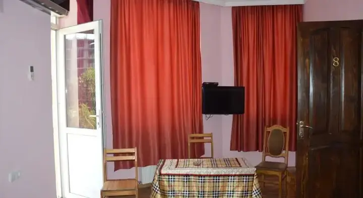 Батуми: Victoria Hotel