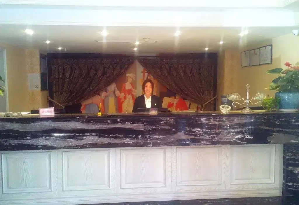 Цзиньхуа: 金华半岛风情酒店