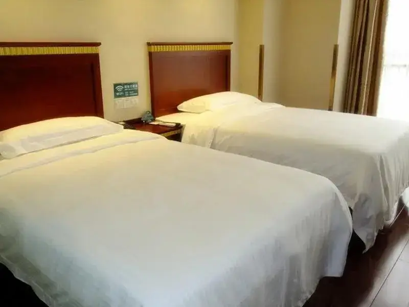 Наньчан: GreenTree Inn Jiangxi Nanchang Donghu District Bayi Square Dieshan Road Express Hotel