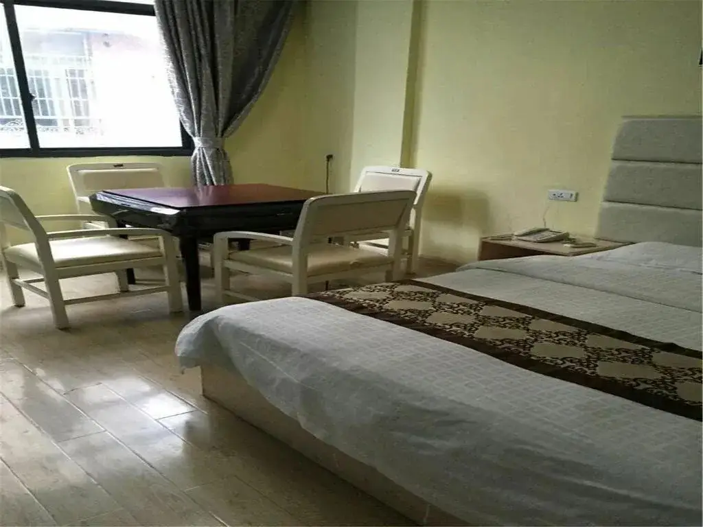 Цзюцзян: Qicai Express Hotel
