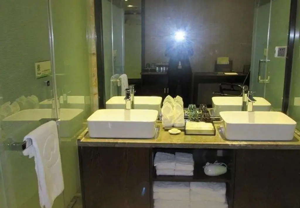 Чэнду: Liwan Holiday Hotel