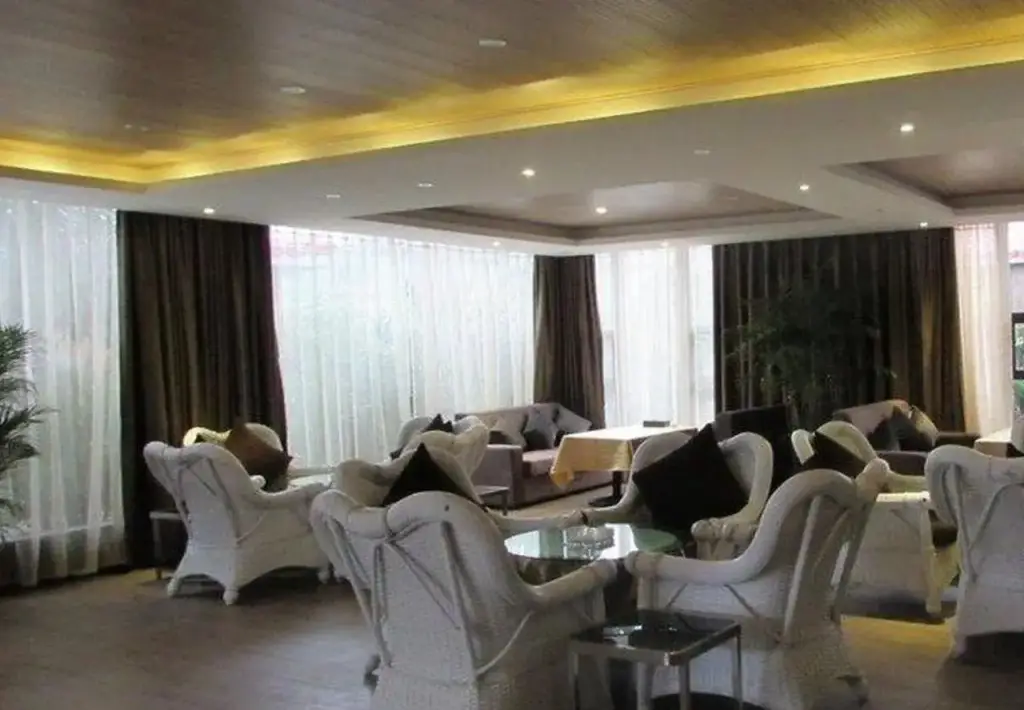 Чэнду: Liwan Holiday Hotel