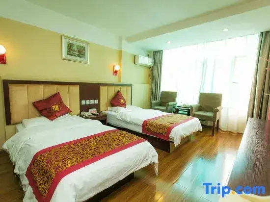 Куньмин: Zhenan Business Hotel