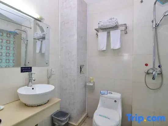 Куньмин: Zhenan Business Hotel