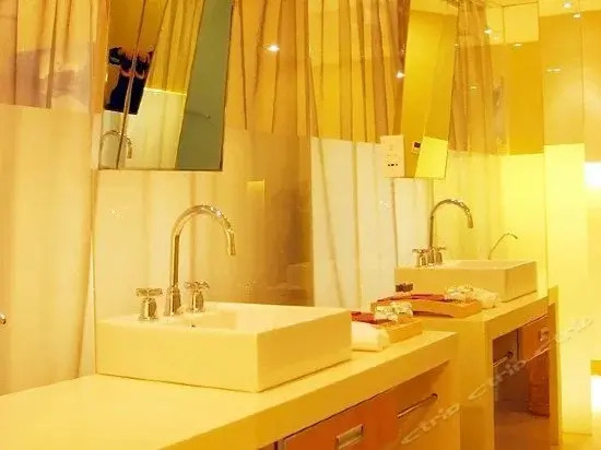 Чжанцзяцзе: Gezihua International Hotel