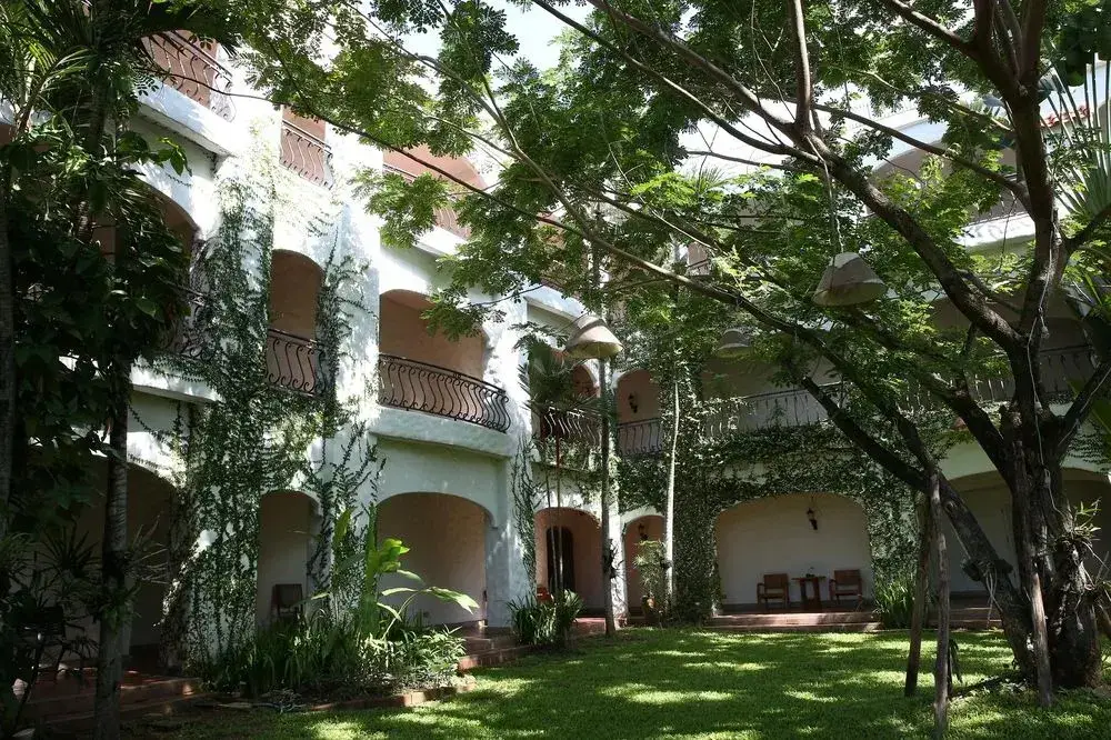 Palm Spring Lodge & City Resort — фото 1