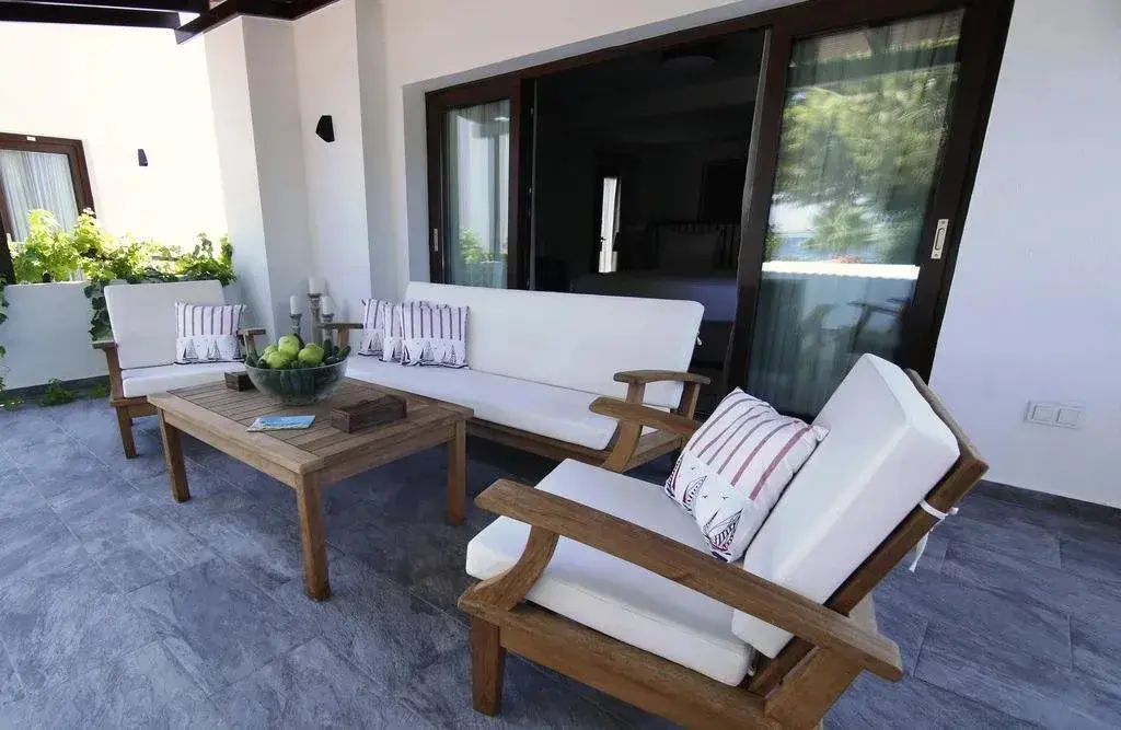 Тюркбюкю: The Lifeco Bodrum Beach
