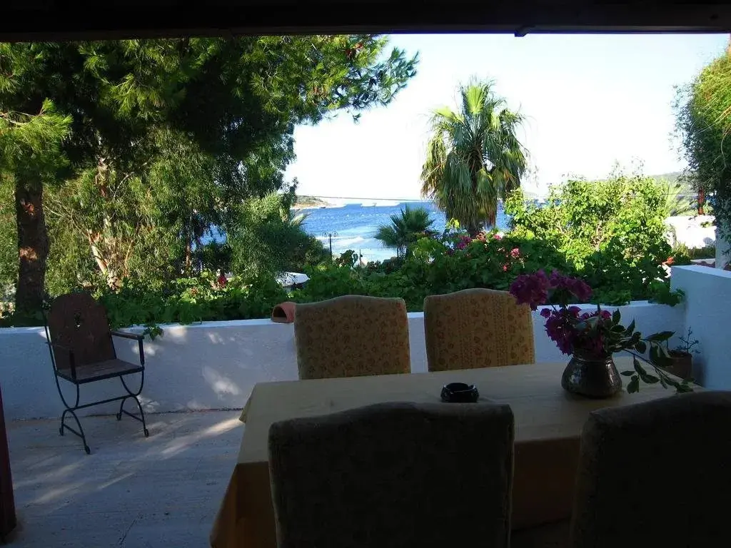 Тюркбюкю: The Lifeco Bodrum Beach