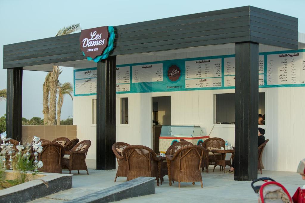 Айн-Сохна: Mousa Coast Resort Cairo Beach