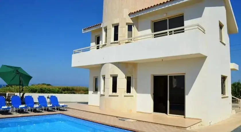 Паралимни: Theodora Sea View Villas