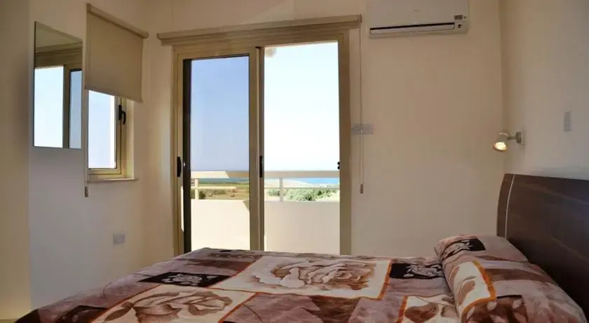 Паралимни: Theodora Sea View Villas
