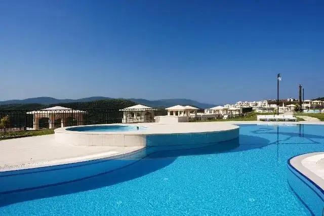 Милас: Flamingo Country Residences