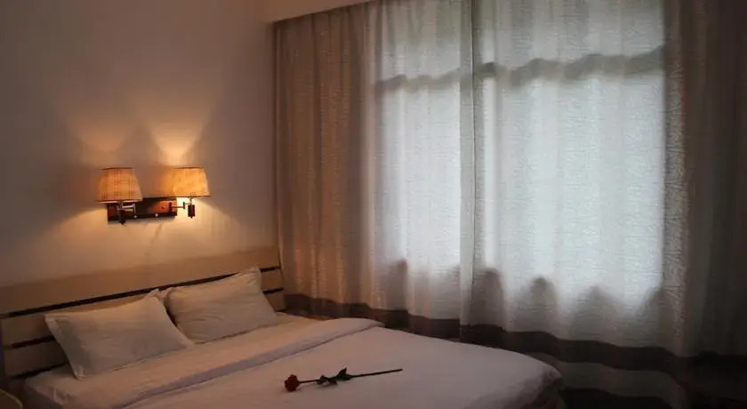 Чжанцзяцзе: Senlin Inn