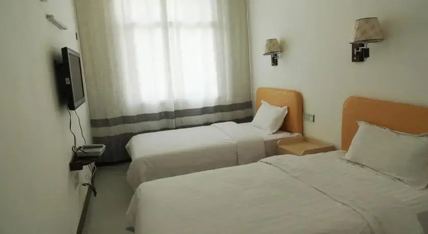 Чжанцзяцзе: Senlin Inn