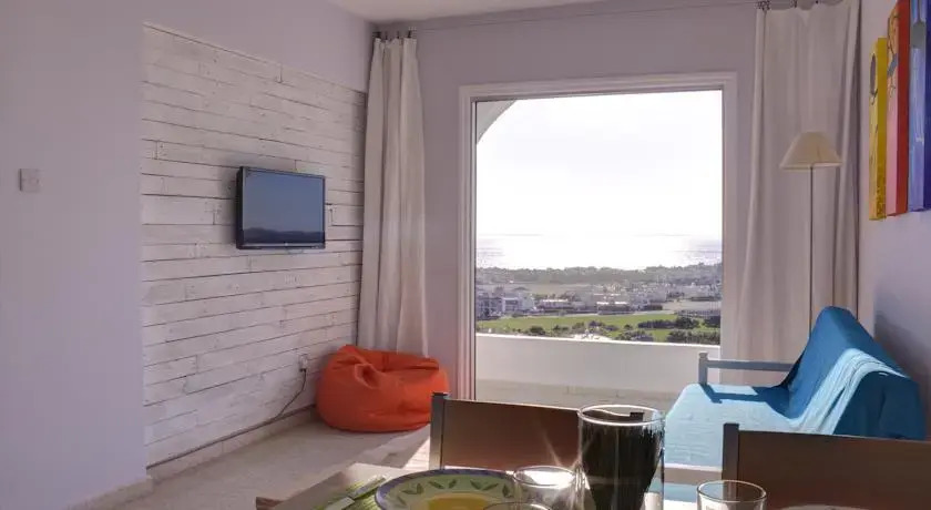 Пафос: Themis Apartment City Center