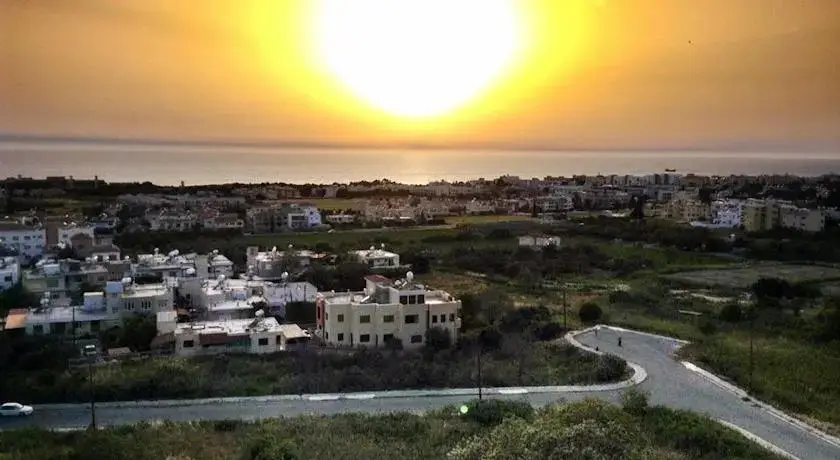 Пафос: Themis Apartment City Center