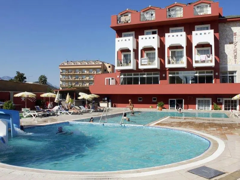 Stardust Beach Hotel — фото 1
