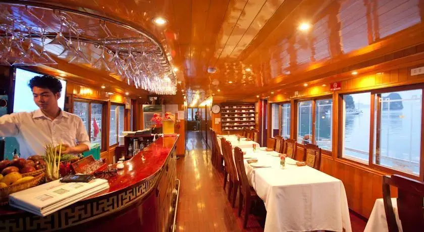 Халонг: Alova Gold Cruises Ha Long
